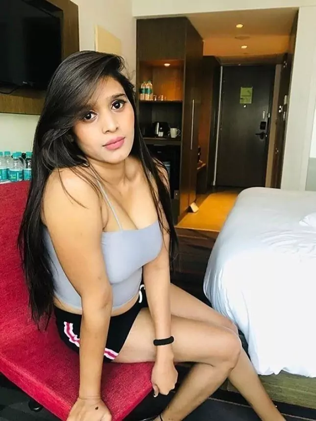 कॉल गर्ल्स सर्विस  पालक्कोडु